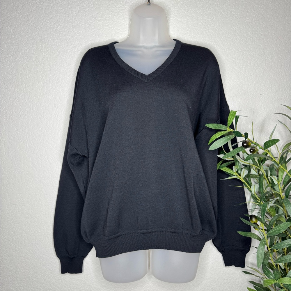 St. Croix Black Merino Wool Sweater Men’s M USA Made Pullover Knit V-Neck Vintag